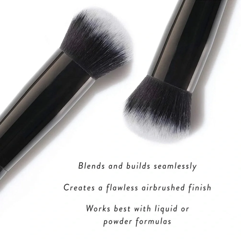 Laura Geller Foundation Brush Black Full Size High Bristle Count Ultra Soft NEW